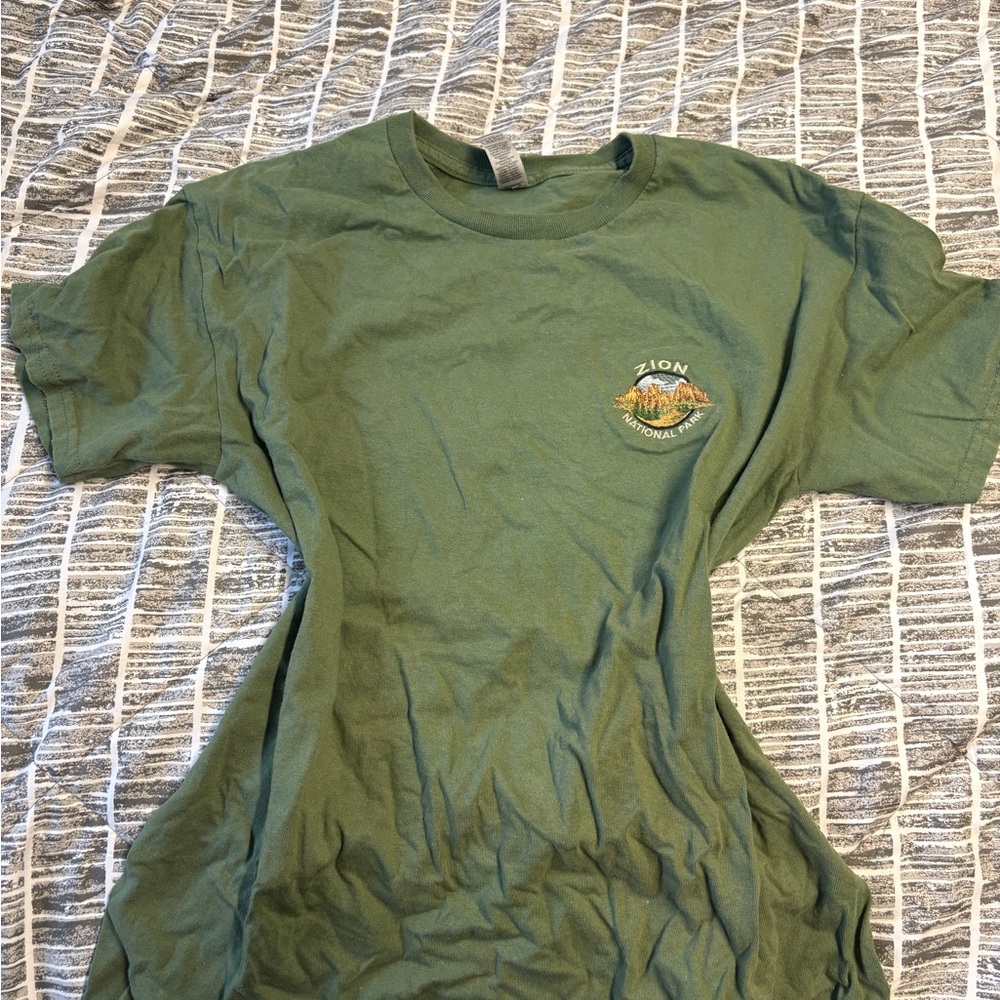 Gildan Green Ultra Cotton T-Shirt